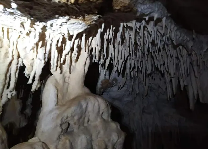 Hotel Metoxi Spiliá